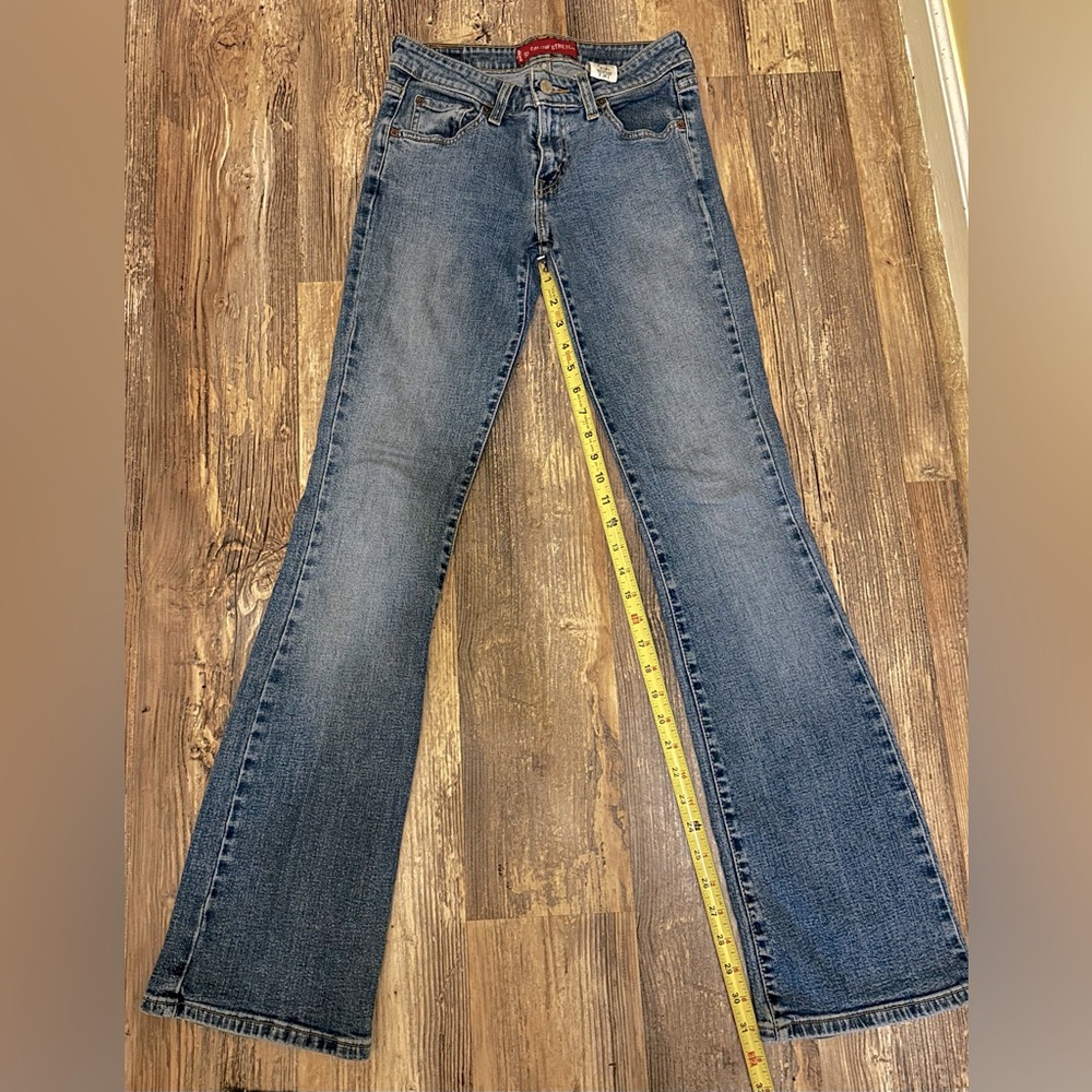 Levi’s Superlow Stretch size 3L